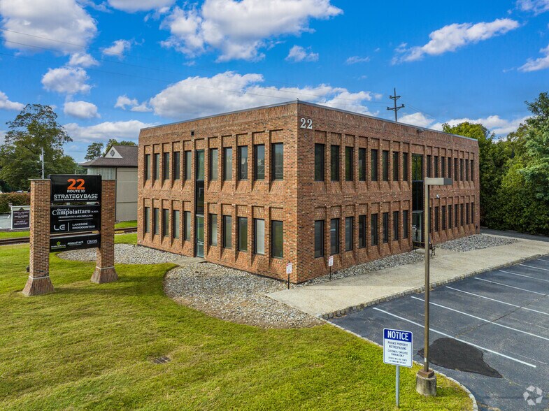 NAI James E. Hanson Negotiates Sale of Succasunna, N.J Office Building