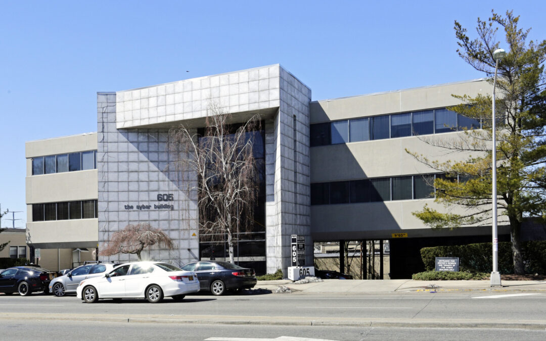 NAI Hanson’s Team Lizzack-Horning and Ukleja Negotiate Sale of 2,393-Square-Foot Medical Office Condominium in Ridgefield, N.J.